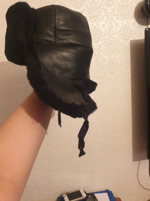Продам ушанку кожа