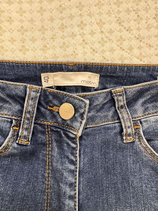 Продам джинсы Motivi