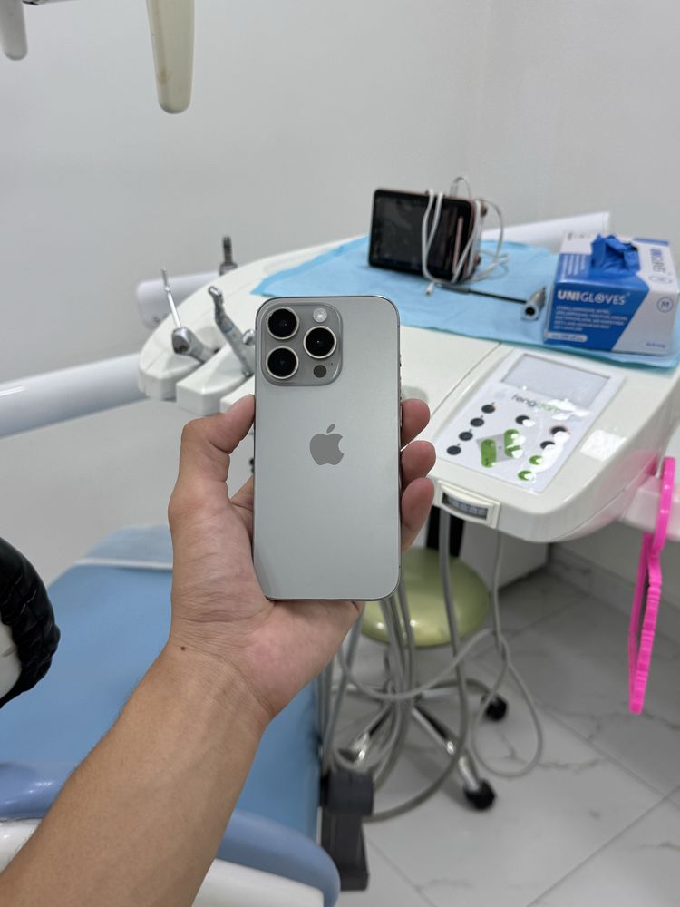 iPhone 15 Pro 128gb displey almashgan