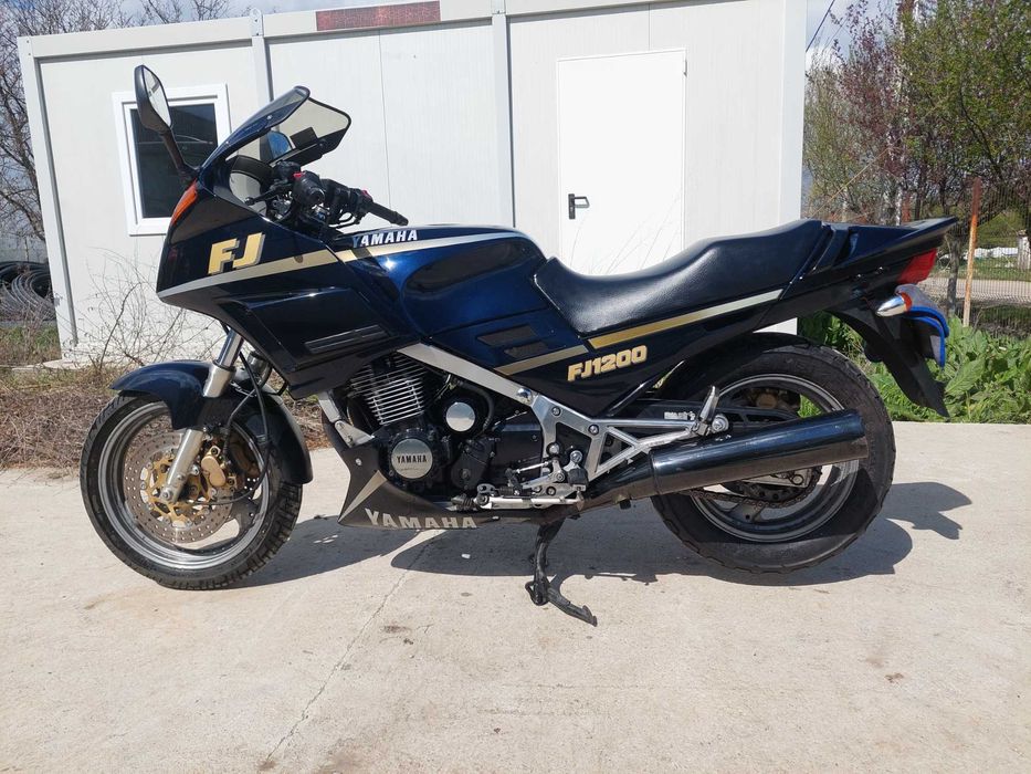 Se vinde motocicleta Yamaha fj 1200