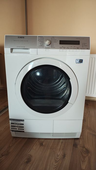 Uscător de rufe AEG, 8 kg