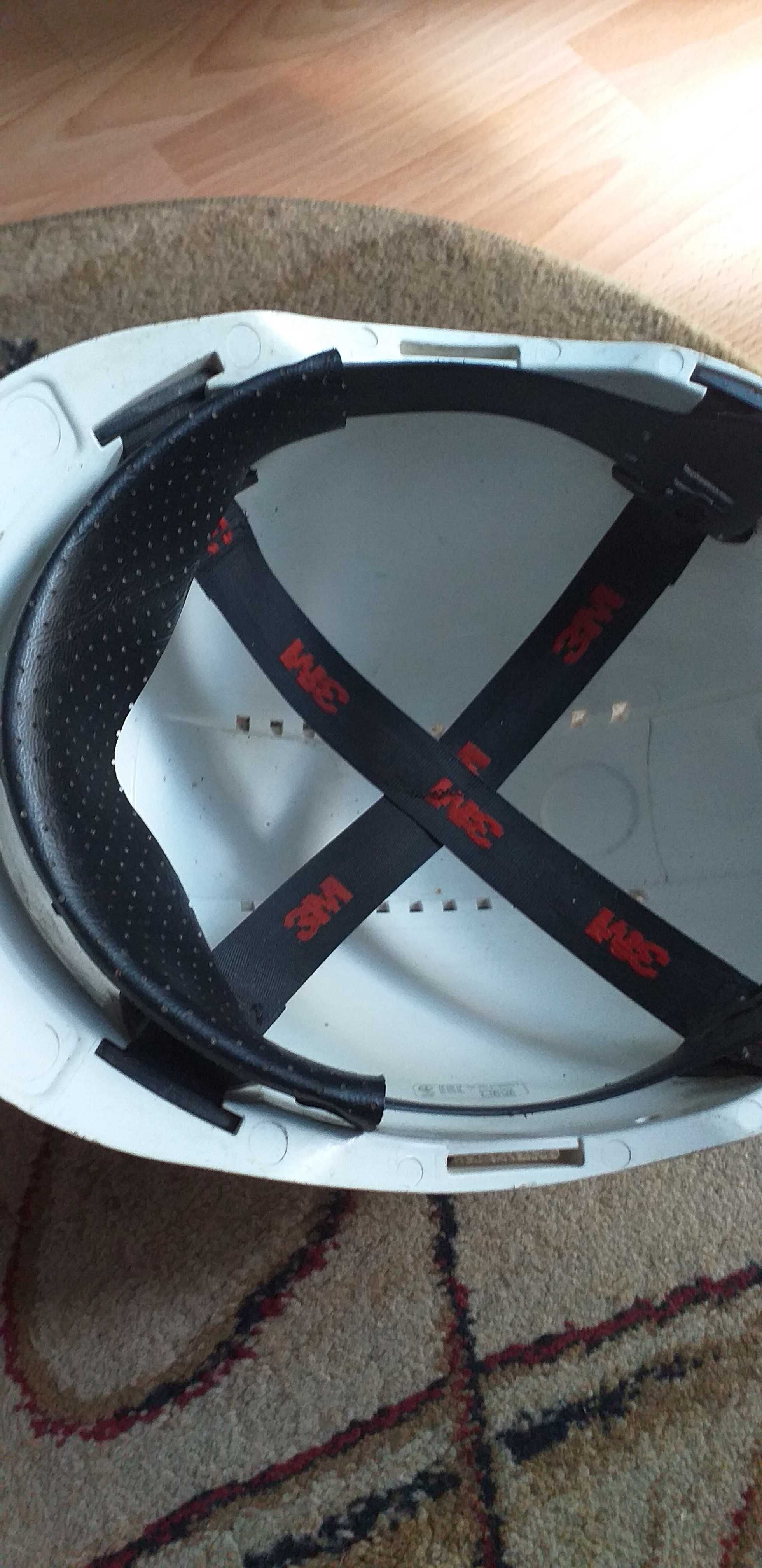 Cască protecție marca 3 M mărimea 54/62 cm reglabilă