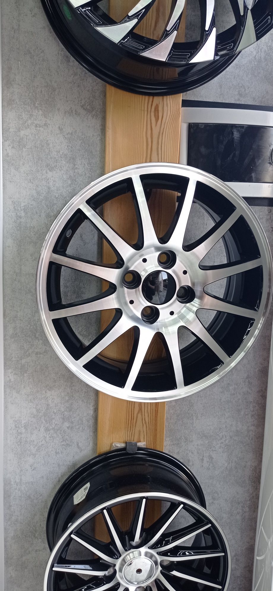 Продам срочно r15 spark nexia