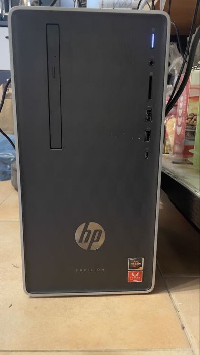 Desktop HP Pavilion, ryzen 5-2400G