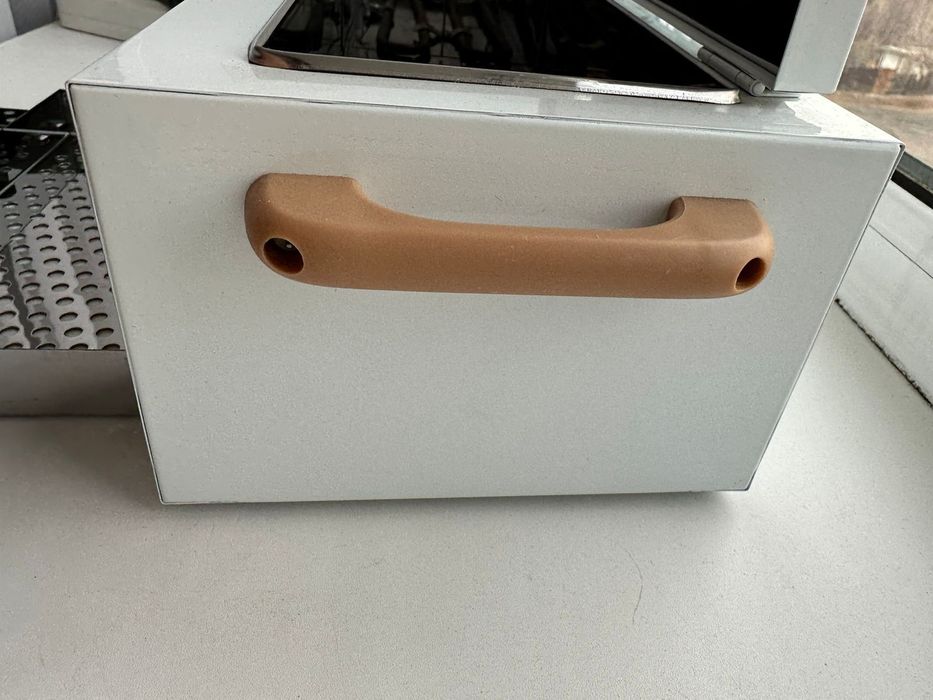 Продаётся сухожар для ногтей