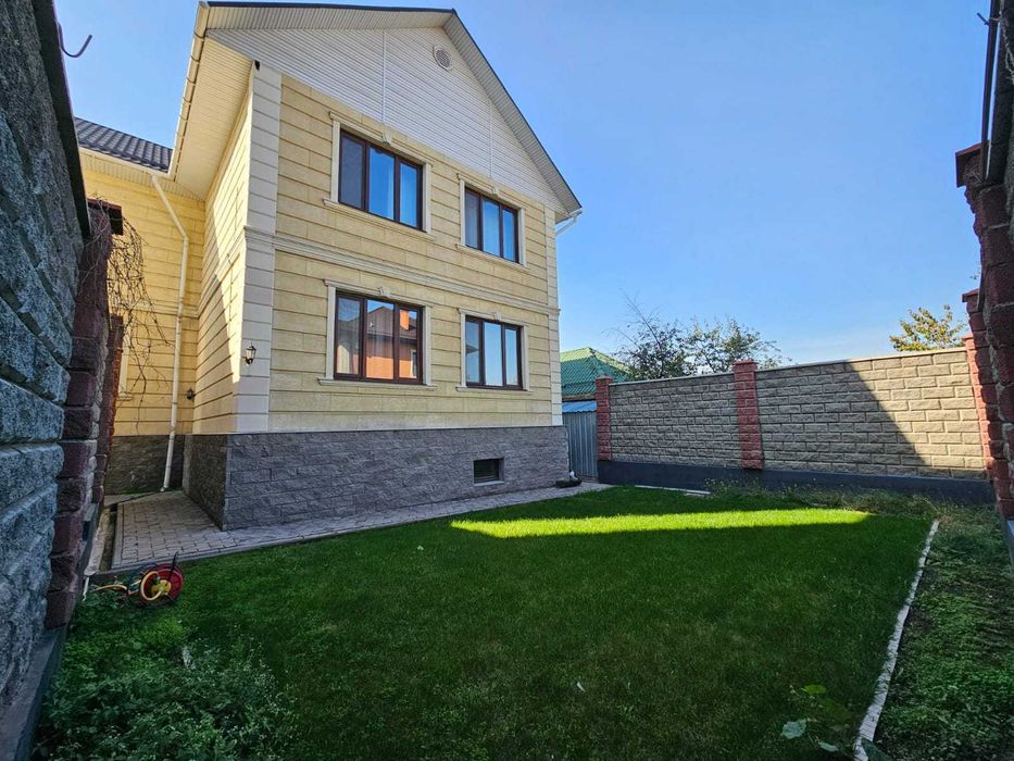 Отдельный дом · 6 комнат · 400 м² · 5 сот.,Казахфильм, Болтириковой 74