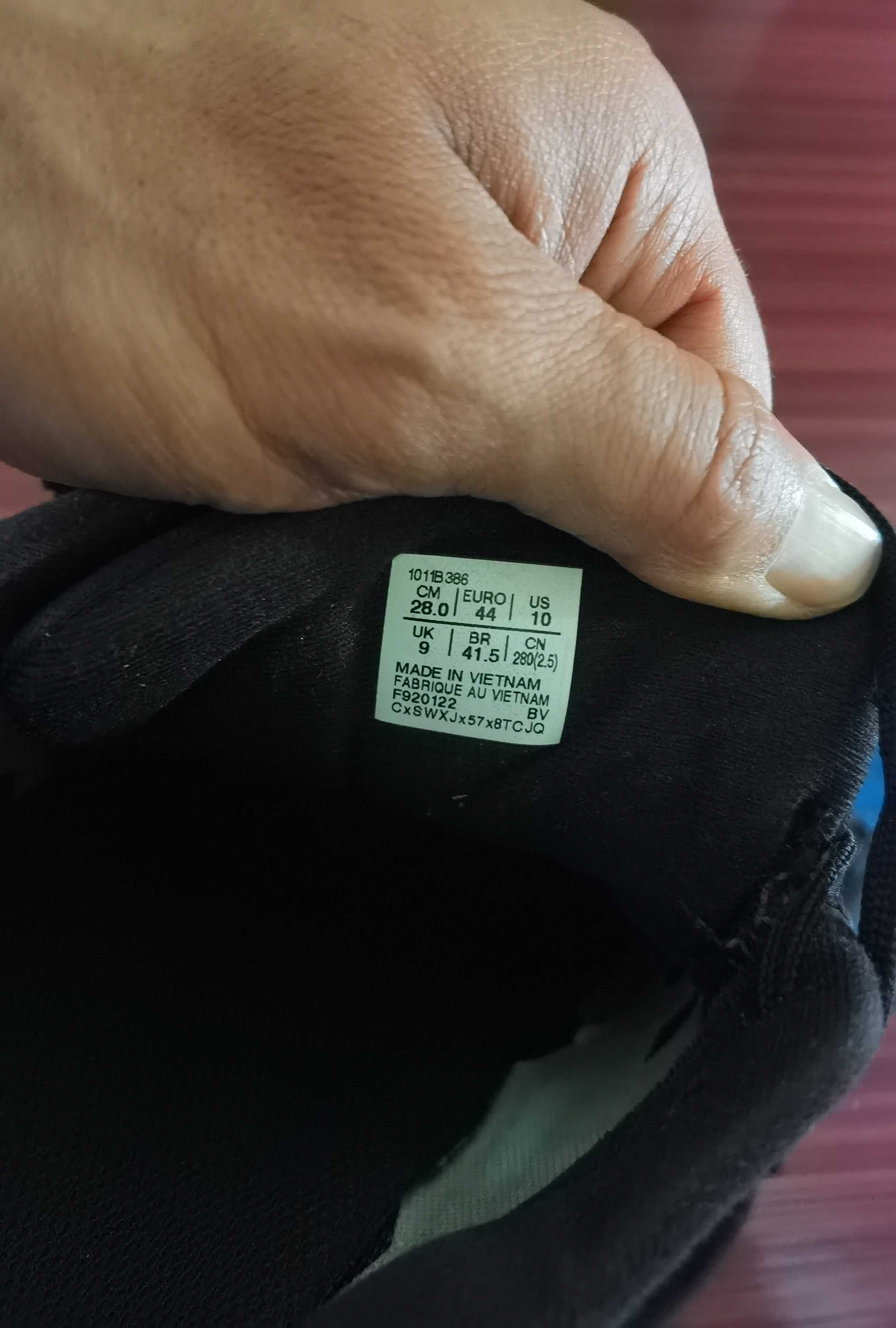 Маратонки Asics син цвят 44 номер