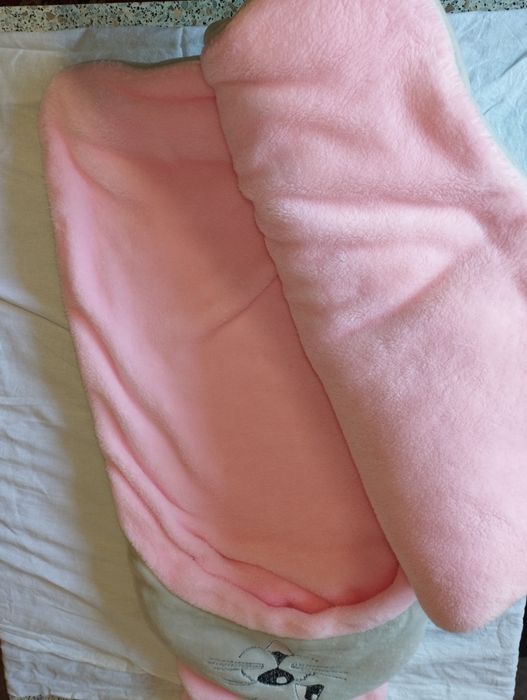 Продам зимний конверт на выписку