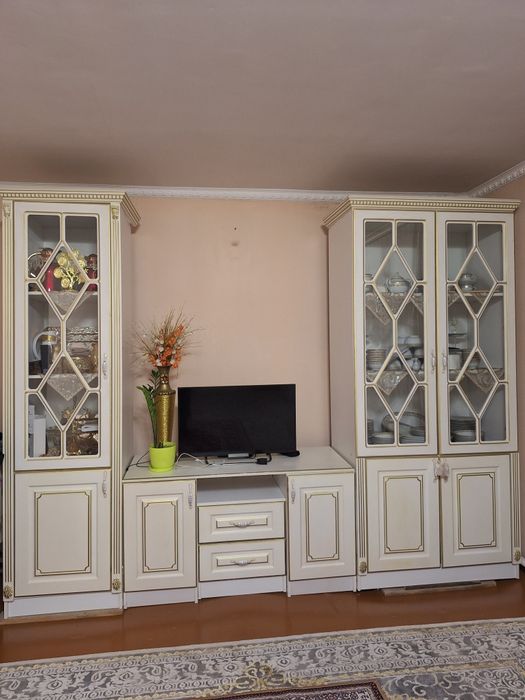 Продаётся витрина в хорошем состоянии без не каких минусов