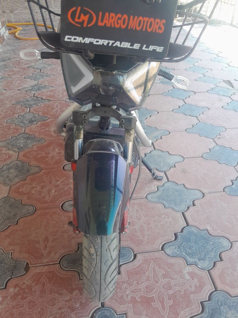 Sukuter sotiladi