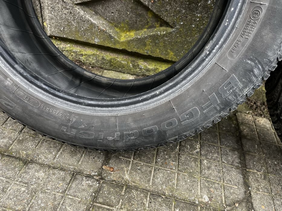 Зимни гуми BFGoodrich 205/55/16 DOT 20 година