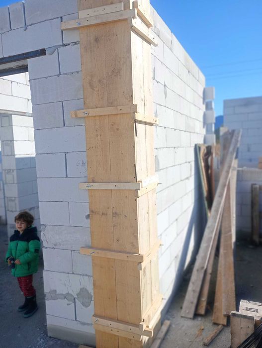 Meșteri construcții - structuri, finisaje , instalații, amenajări