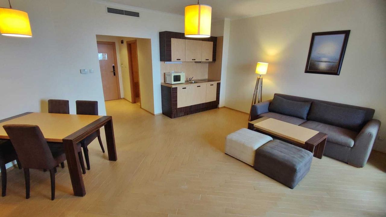 Продава се Двустаен апартамент в к.к. Слънчев бряг - 78 кв.м за 1052 €/кв.м - Снимка #1