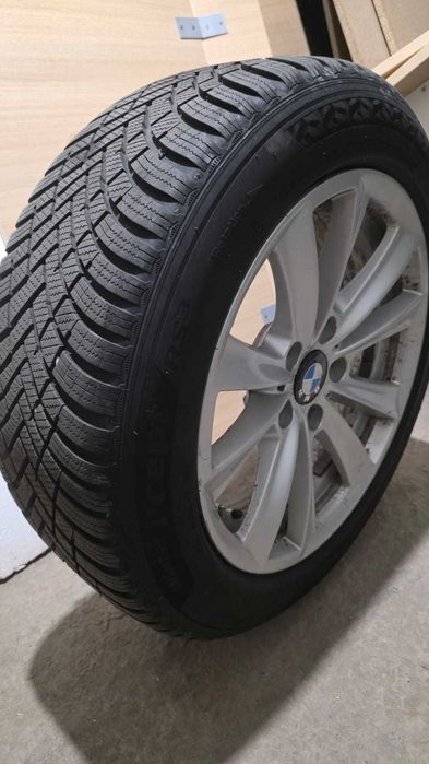 Vând set jante aliaj BMW si anvelope iarnă Hankook 17”