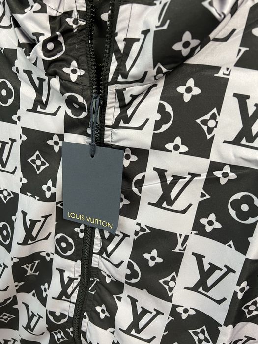 Geaca LOUIS VUITTON super calitate