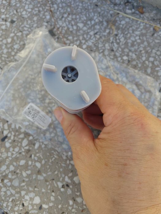 Водна помпа 12 волта  !