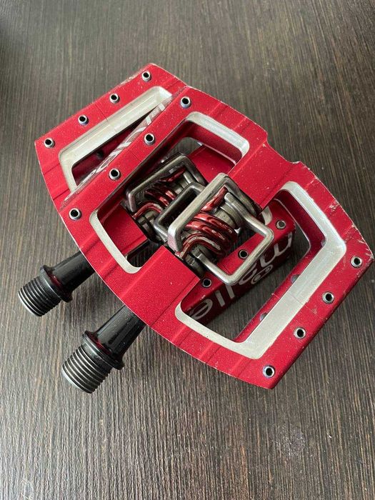 Топовые Педали CranckBrothers Mallet Dh почти новые катались раз 5