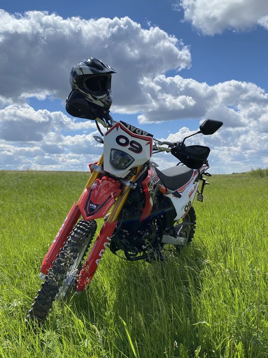 Адал 250 куб эндура спорт