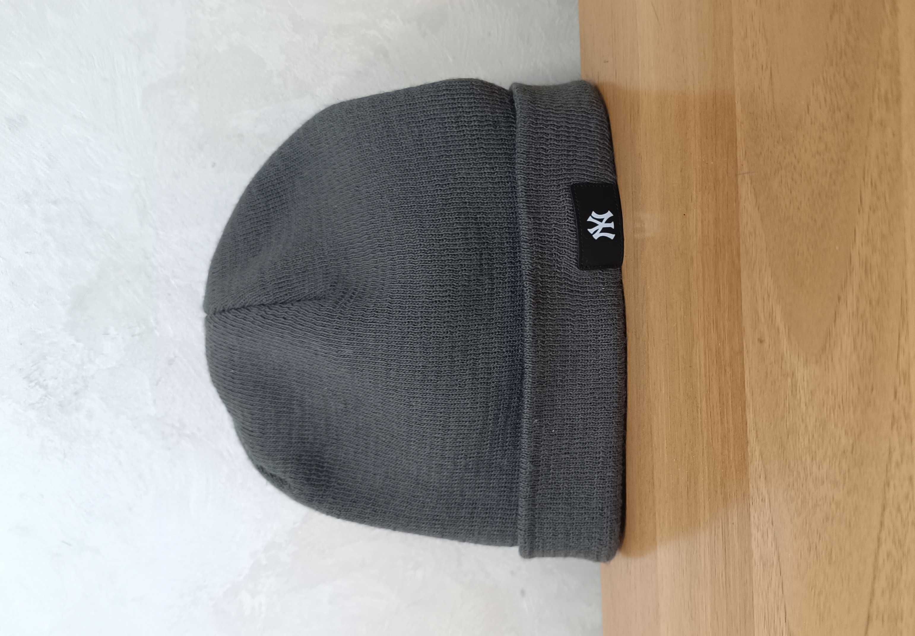 New Era-Много Запазена