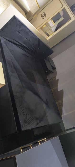 Спальные гарнитуры