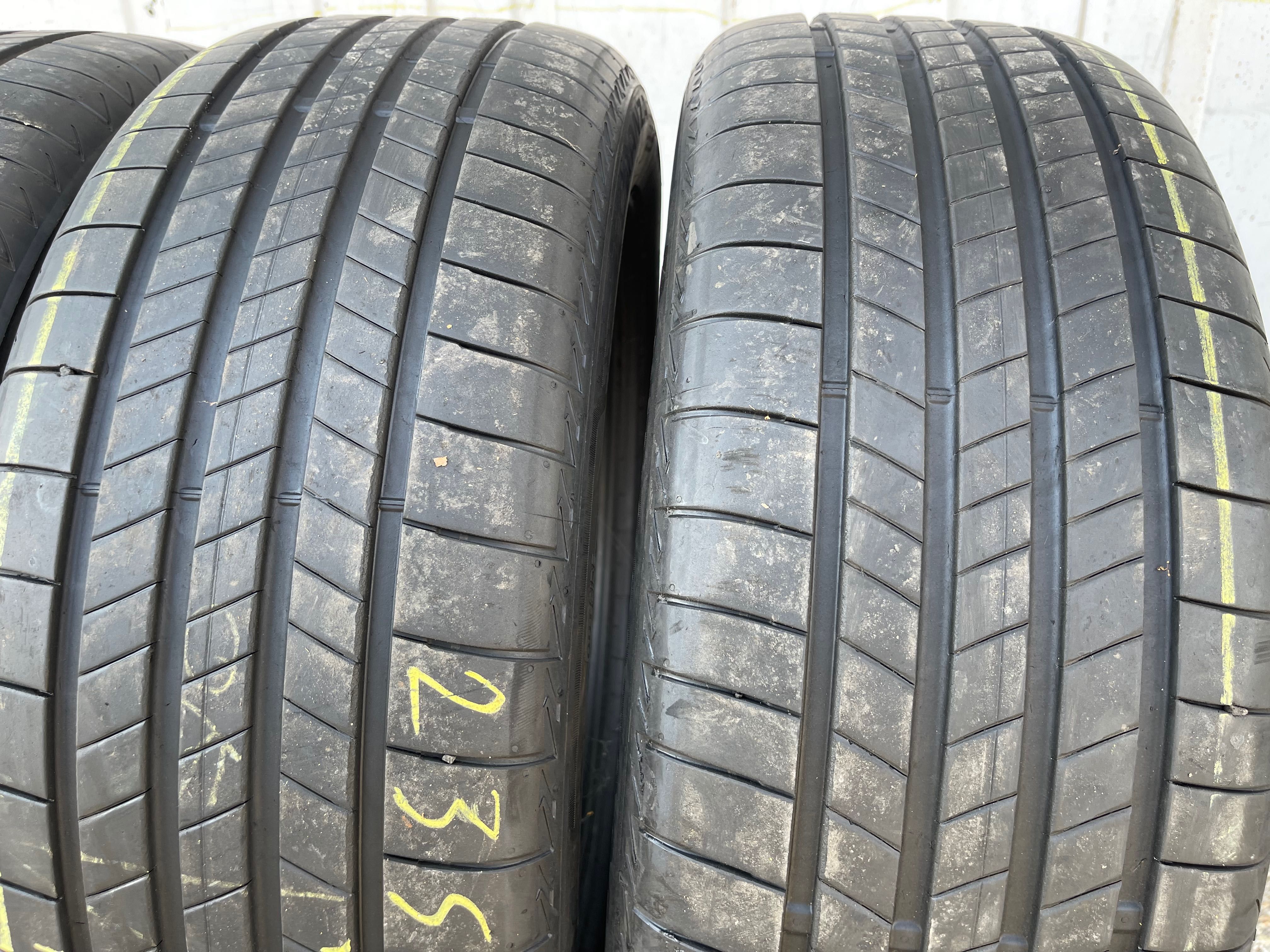 4 anvelope de vara fata 235/55/19 spate 255/50/19 Bridgestone