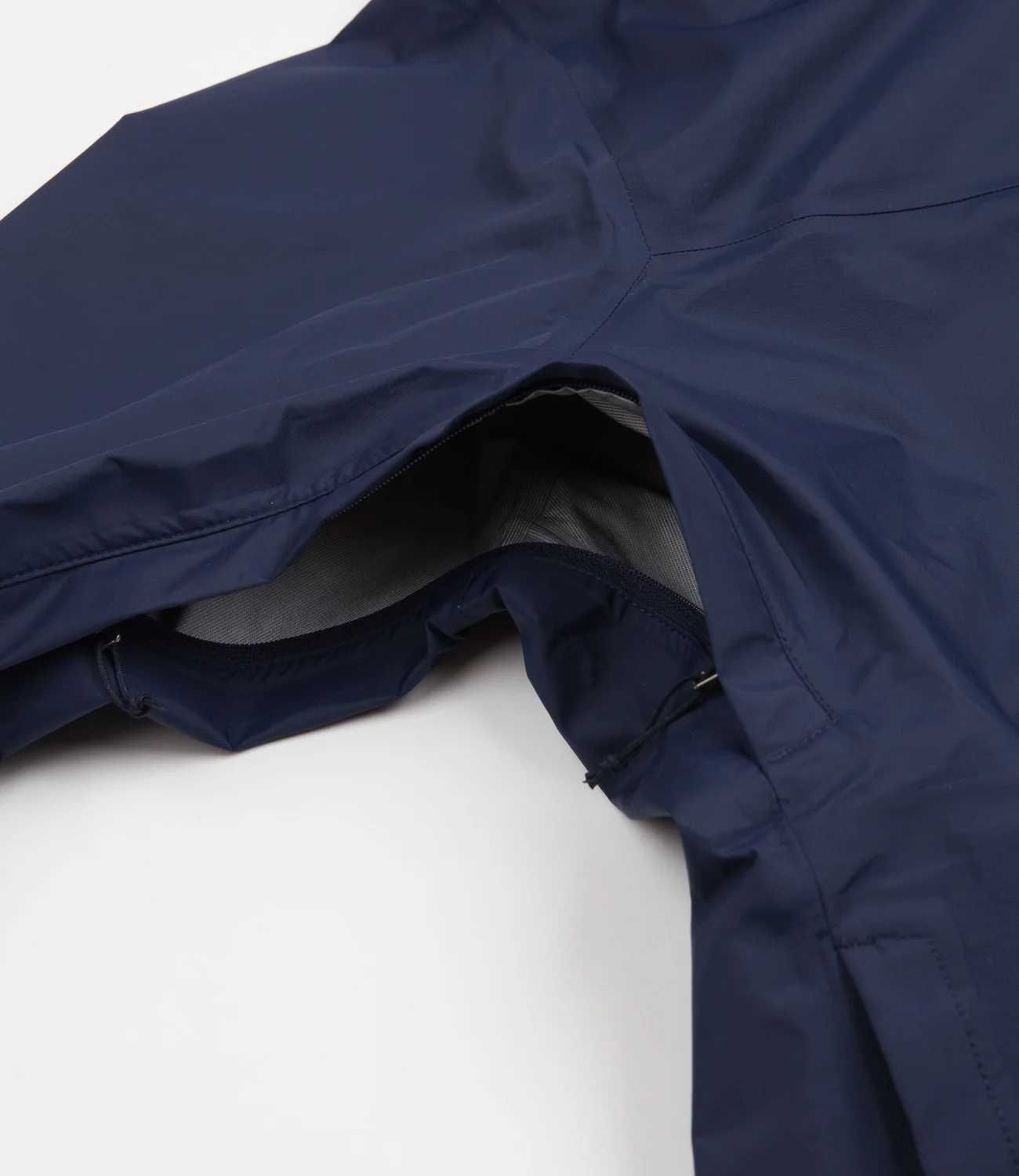 Дамско яке Patagonia W's Torrentshell 3L Jkt - Classic Navy, размер M