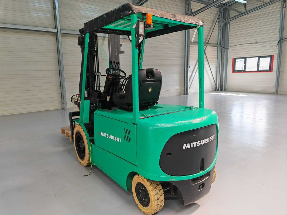 Stivuitor electric Mitsubishi cu 4 roți, 3500 kg, translație !