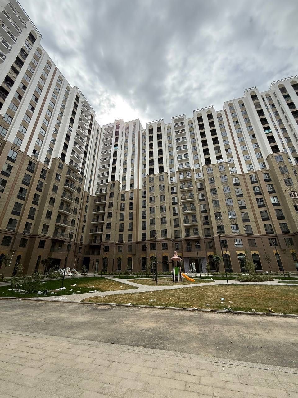 O'z Makon Продается 3 комнатная коробка Переулка мост Узбум