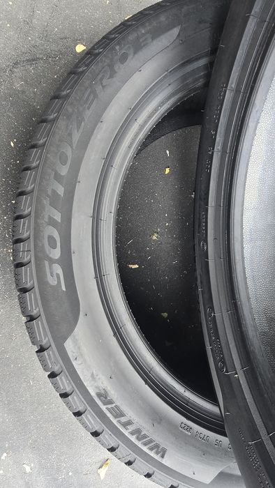2 anvelope iarnă Pirelli 225/55/18 dot 2023