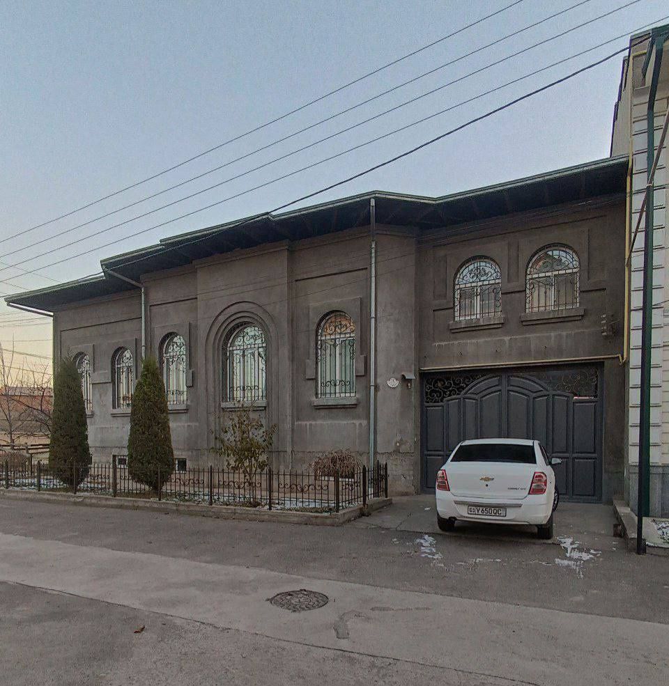 Yunsobod islom obod mahalada uy sotiladi 6sutu 365000$min