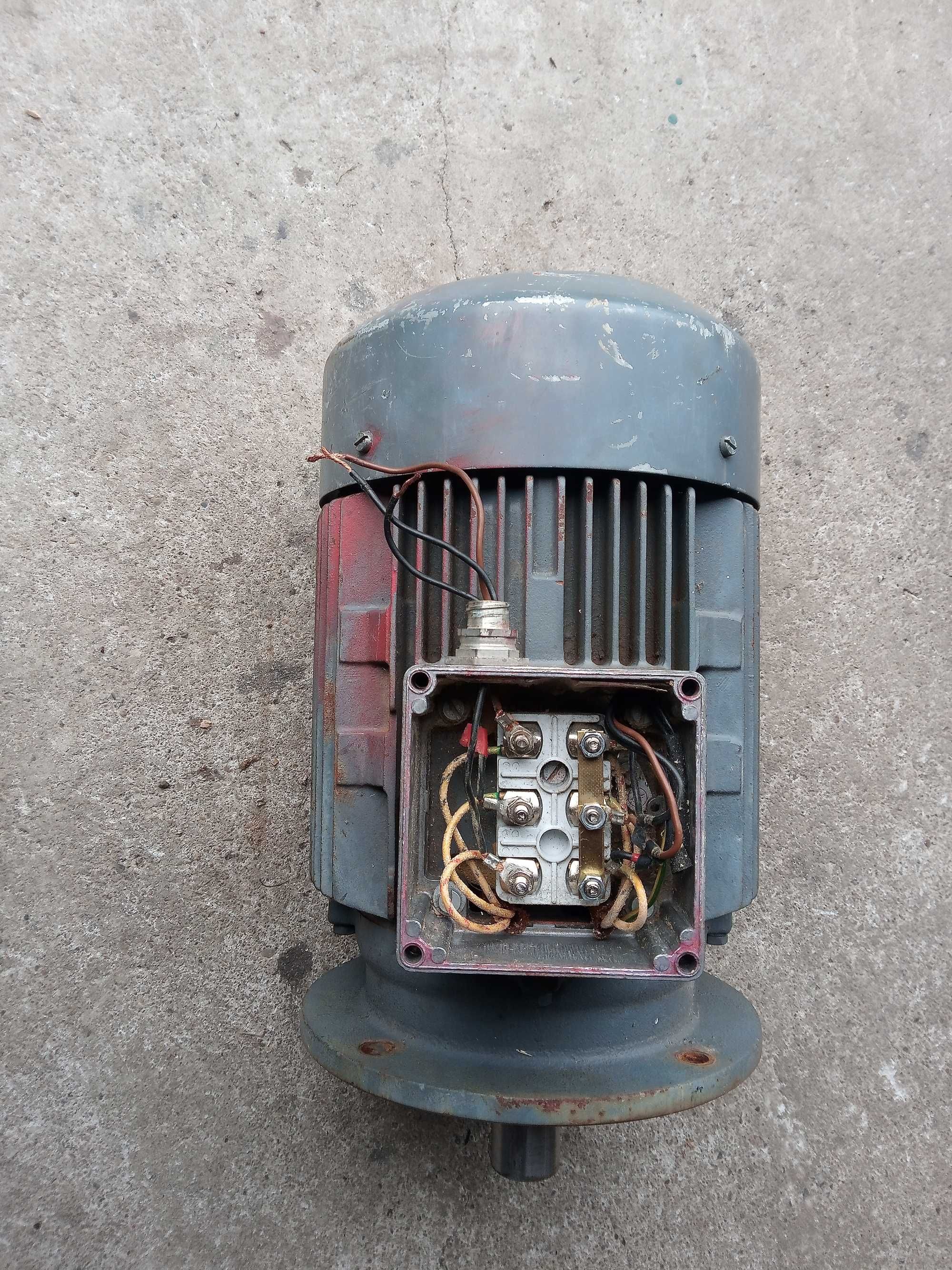 Motor trifazic 5,5 kw 2880