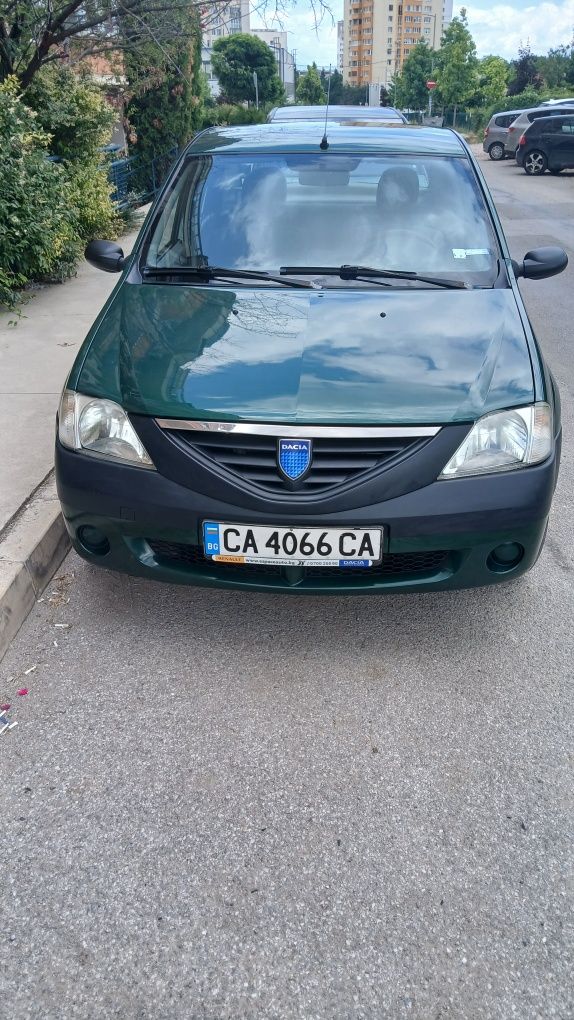 Кола Dacia logan 4500лв