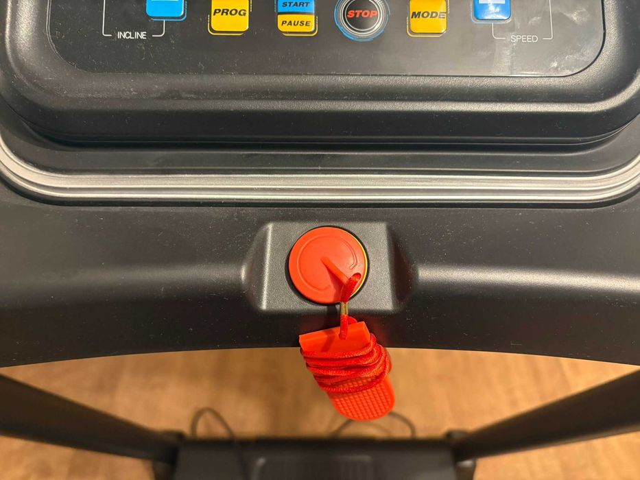 Smart Бягаща пътека Lotto AGILE Bluetooth, 10 км/ч, 1.5 HP, 15% наклон