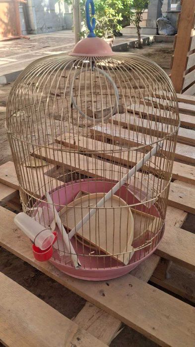 Клетка для попугая высокая
