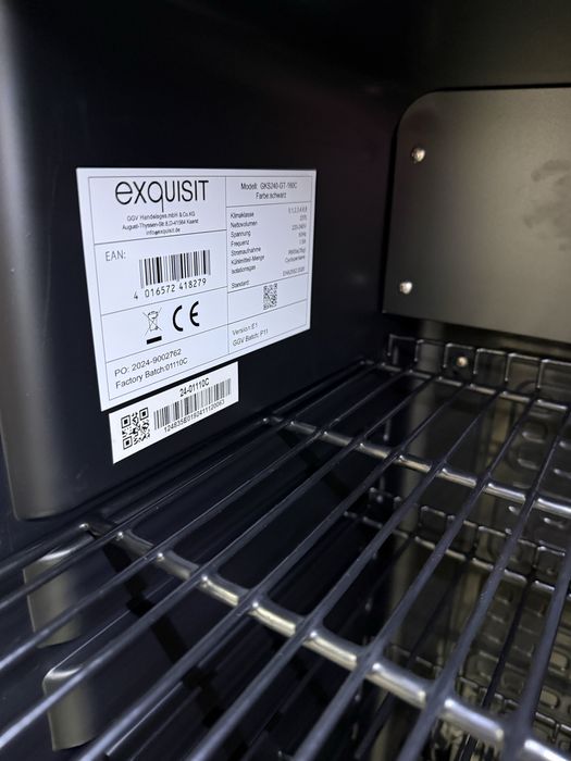 Нова!!! Хладилна витрина EXQUISIT за вино