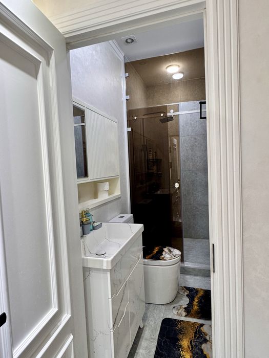 Люкс даражада таъмирланган 2 қаватли ховли Навоий шаҳрида сотилади