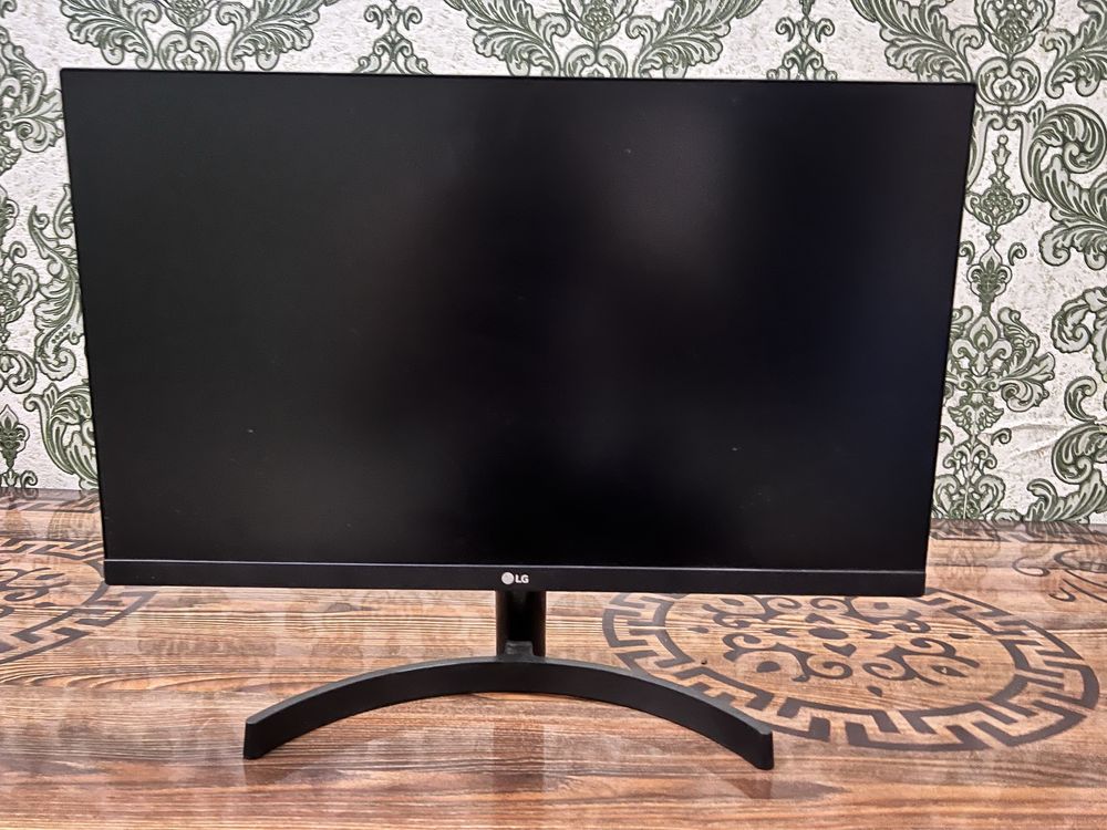 LG Манитор сотилади 22