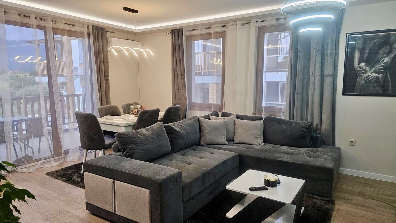 Продава се Двустаен апартамент в Разлог - 80 кв.м за 1238 €/кв.м - Снимка #2