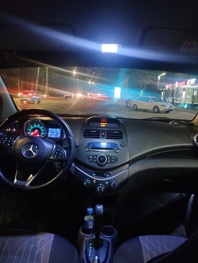 Спарк 2019.  4 позиция Автомат машина в отличном состоянии