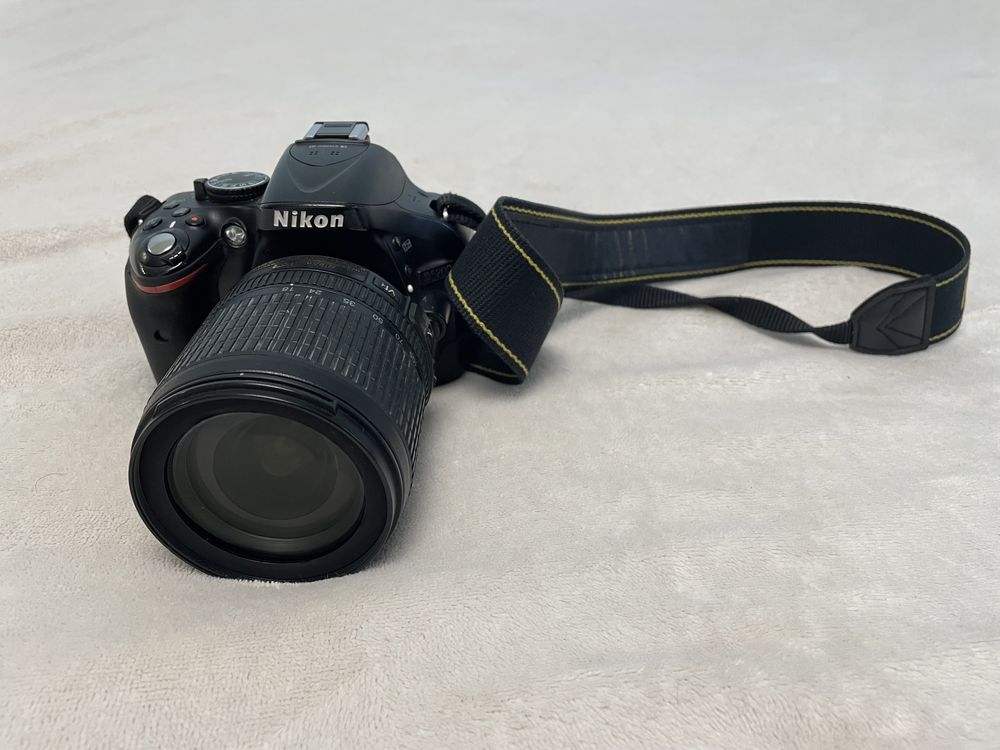 Цифровая камера Nikon d5200