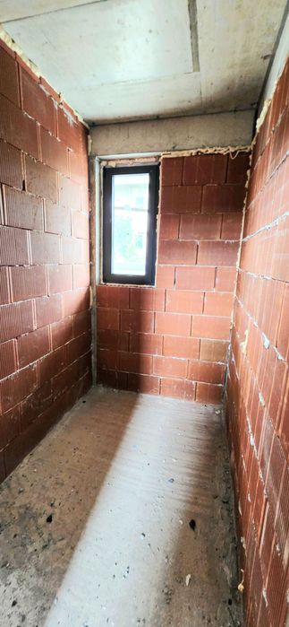 Продава се Къща в София, Горна баня - 239 кв.м за 1946 €/кв.м - Снимка #8