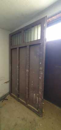 Метална врата за гараж