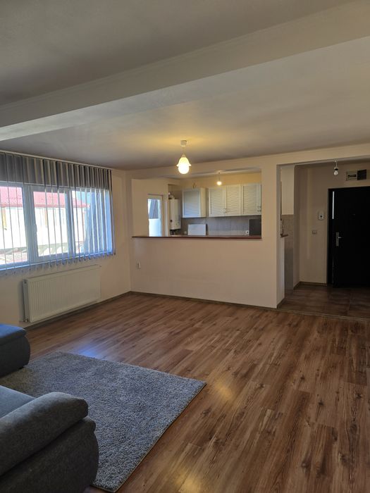 Închiriez apartament 2 camere pe George Enescu