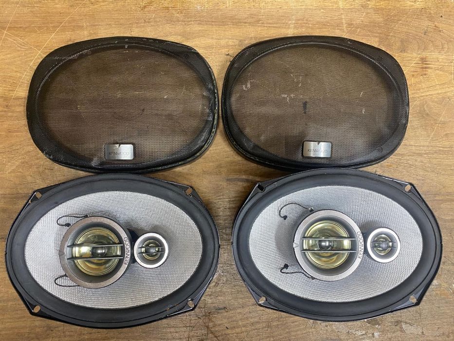 Sistem audio auto Kenwood