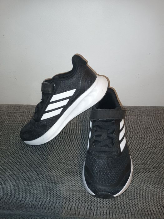 Încălțăminte sport Adidas băieți mărimea 31