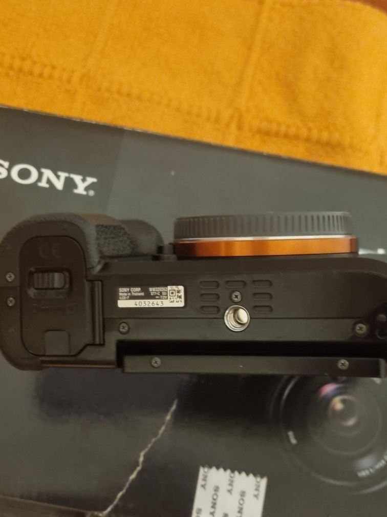 Body aparat foto video Sony Alfa A 7 intr-o stare perfecta functiona