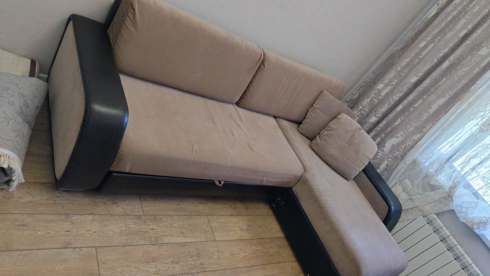 Продам диван раздвижной