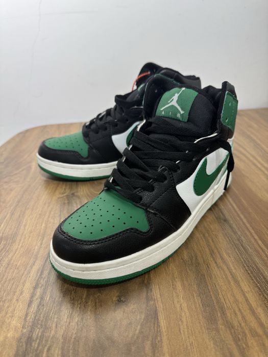 кроссовки Jordan 37, 38, 39, 40 разм.