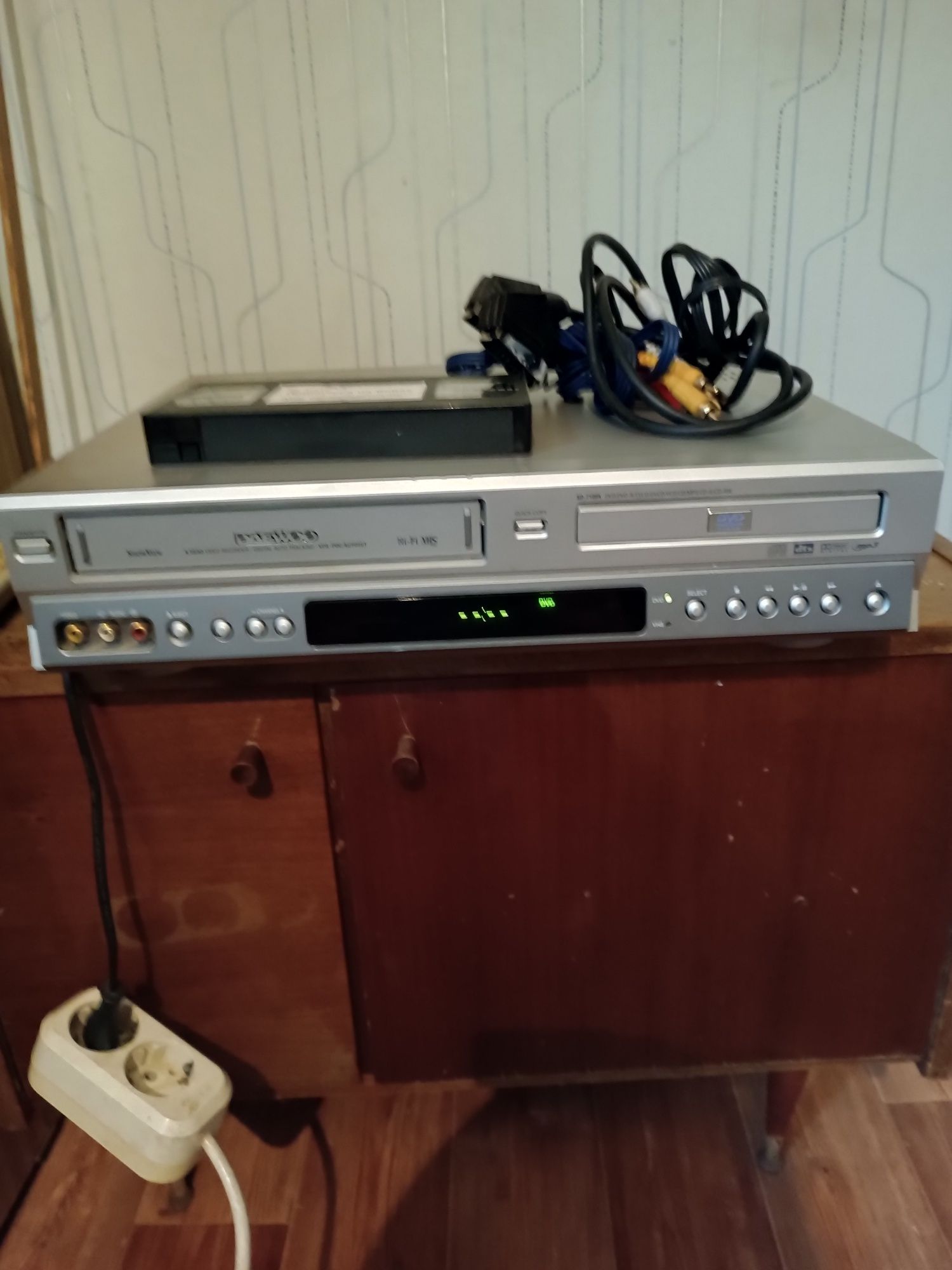 DVD Video два в одном