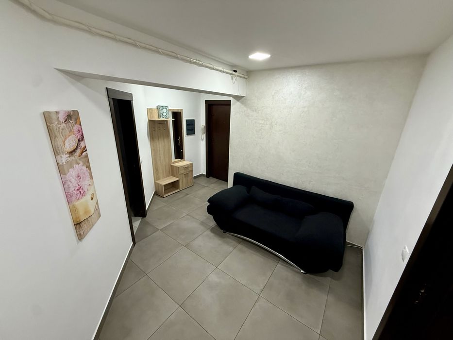 Inchiriez apartament cu 3 camere, complex ANOTIMPURI